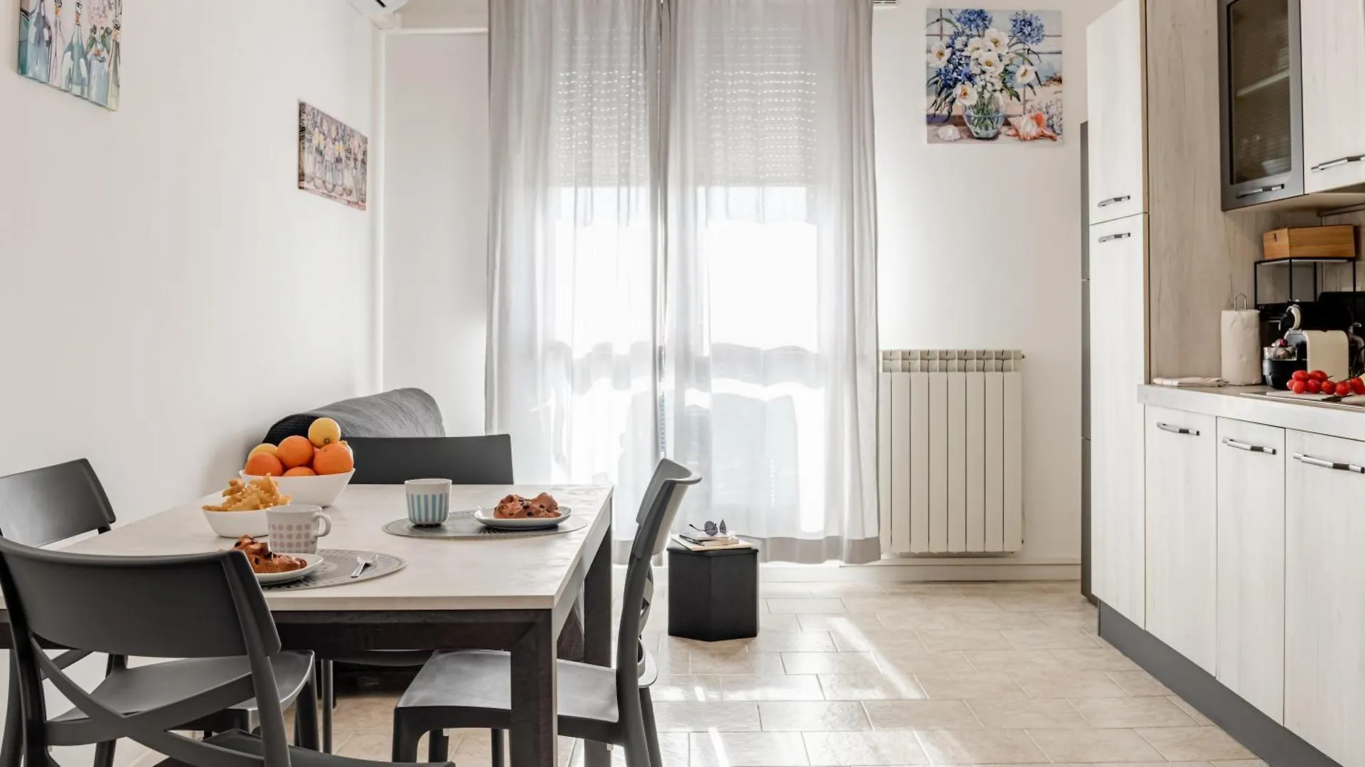 Castelnuovo Hub - Sweet Dreams In Florencia Italia